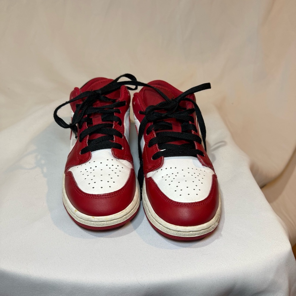 Nike Air Jordan 1 Low GS Reverse Black Toe 553560-163 Red White Black Size 6Y
